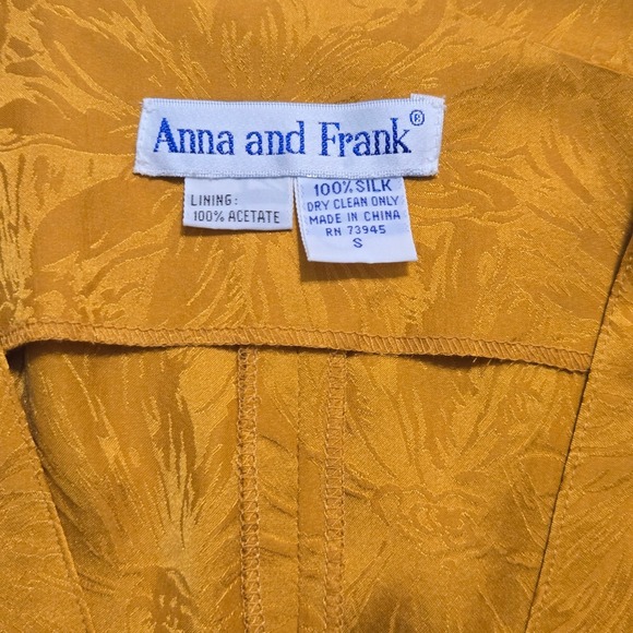 Anna Frank Silk Vest Women Small Gold Floral Jacquard Button Front V-Neck - Picture 7 of 9